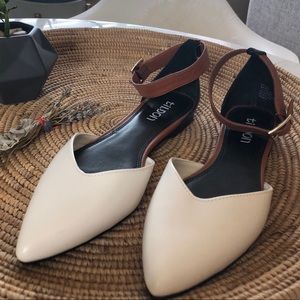 NWOT Tildon Colorblock Pointed-Toe Flats